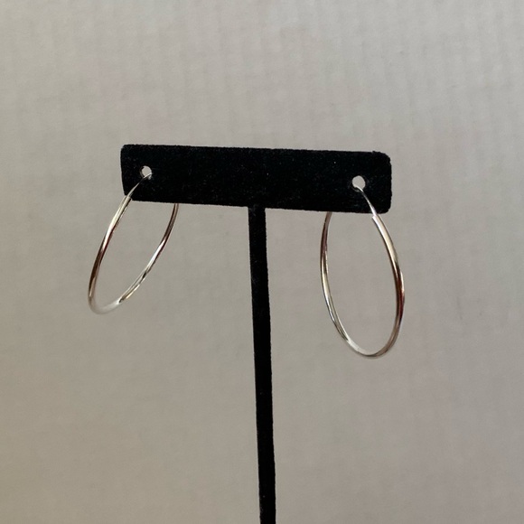 Argento Vivo Sterling Silver  Endless Hoop Earrings - Picture 5 of 9